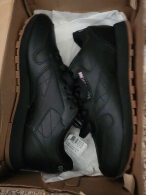 Reebok Women's Black Leather Sneakers with Gum Outsole